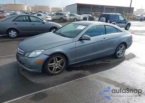 2013 Mercedes-Benz E 350 z USA, uszkodzony, nr VIN WDDKJ5KB1DF193754